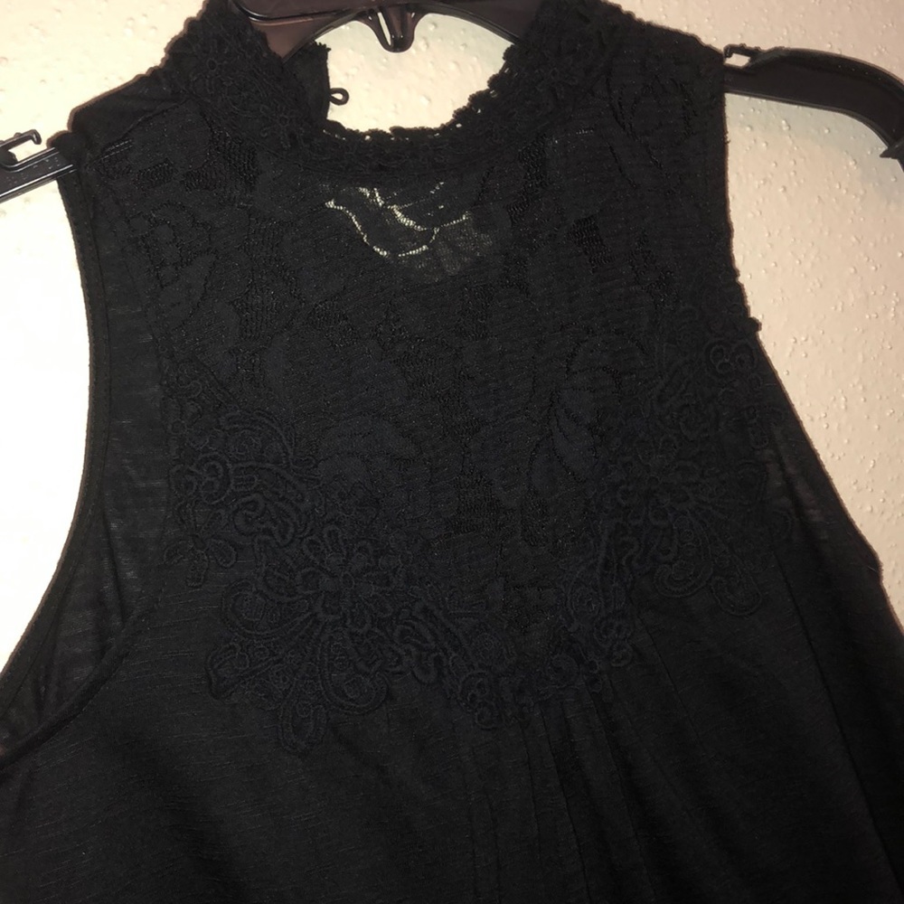 Rue 21 Women’s sleeveless tank